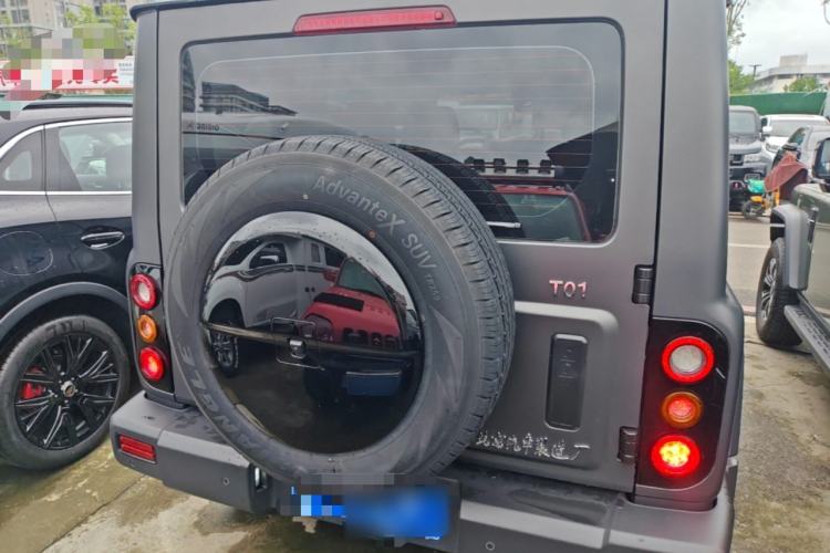 Used 212 T01 2024 2.0T Explorer Rear
