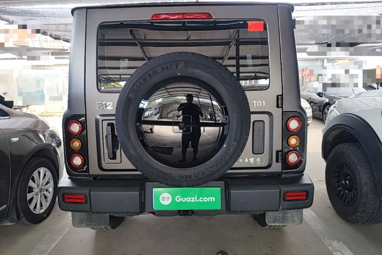 Used 212 T01 2024 2.0T Explorer Rear