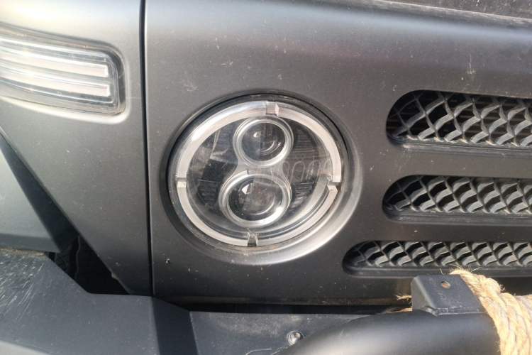 Used 212 T01 2024 2.0T Explorer Right Front Headlight