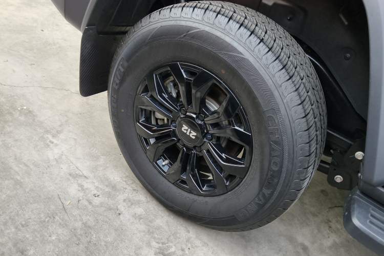 Used 212 T01 2024 2.0T Explorer Right Rear Wheel Hub