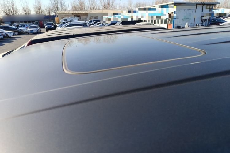 Used 212 T01 2024 2.0T Explorer Roof