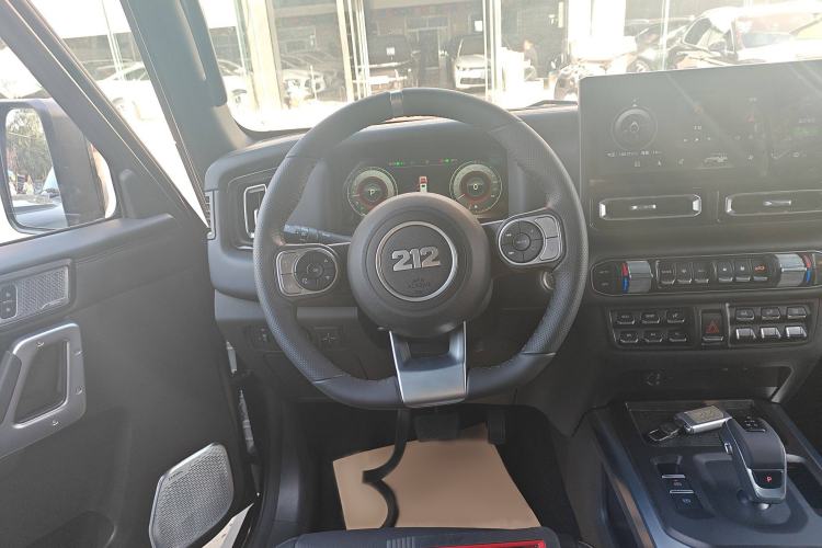 Used 212 T01 2024 2.0T Mechanic Steering Wheel