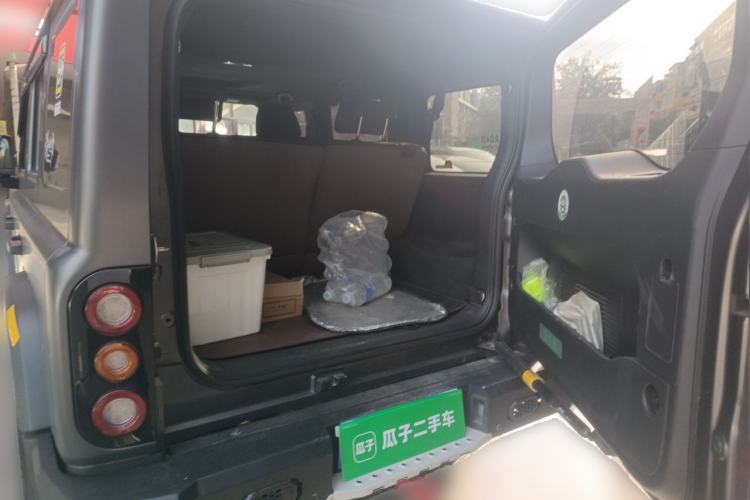 Used 212 T01 2024 2.0T Explorer Trunk