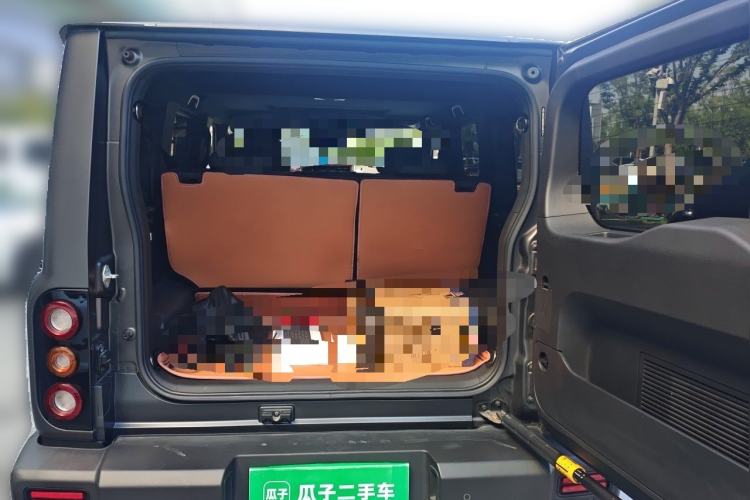 Used 212 T01 2024 2.0T Explorer Trunk