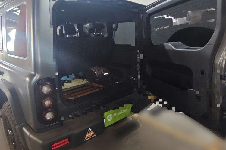 Used 212 T01 2024 2.0T Mechanic Trunk