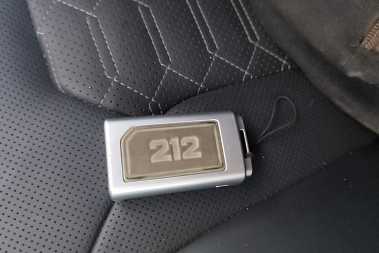 Used 212 T01 2024 2.0T Mechanic Vehicle Key