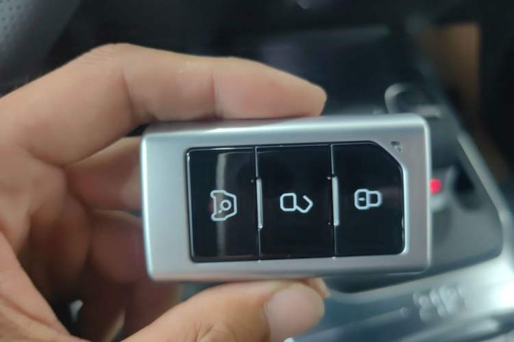 Used 212 T01 2024 2.0T Mechanic Vehicle Key