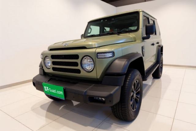 Used 212 T01 2024 2.0T Explorer