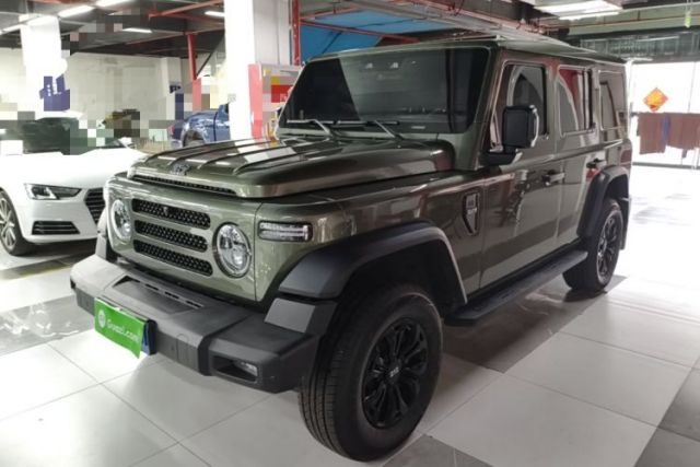 Used 212 T01 2024 2.0T Explorer