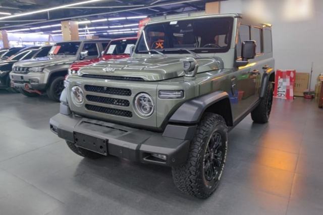 Ojetý 212 T01 2024 2.0T Explorer