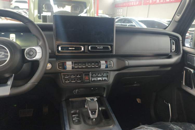 Used 212 T01 2024 2.0T Explorer Audio And AC Panel