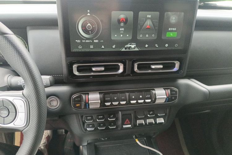 Used 212 T01 2024 2.0T Mechanic Audio And AC Panel