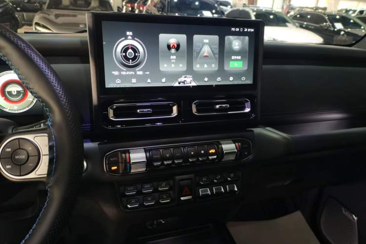 Used 212 T01 2024 2.0T Review Officer Audio And AC Panel