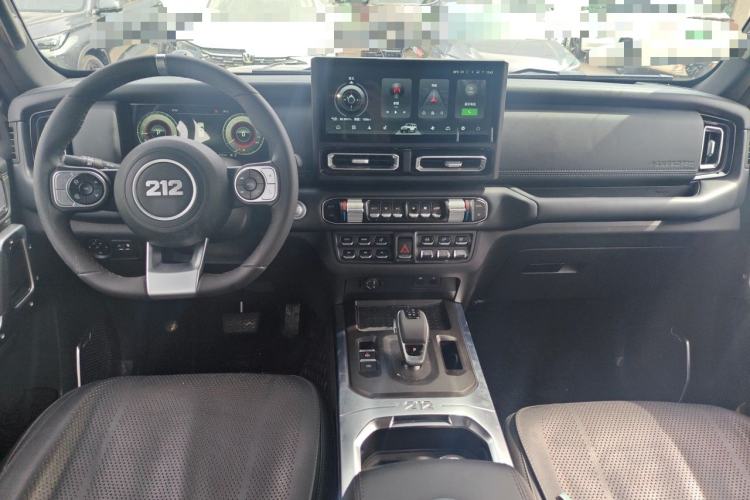 Used 212 T01 2024 2.0T Review Officer Center Console