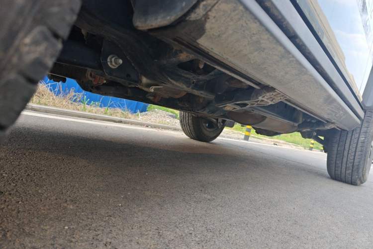 Used 212 T01 2024 2.0T Explorer Chassis Front Left