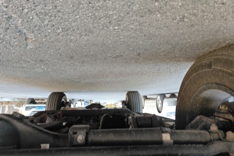 Used 212 T01 2024 2.0T Mechanic Chassis Front