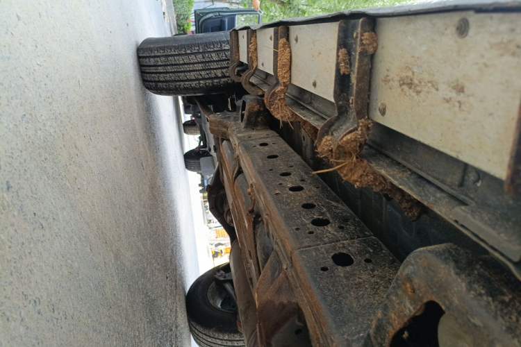 Used 212 T01 2024 2.0T Mechanic Chassis Front Right