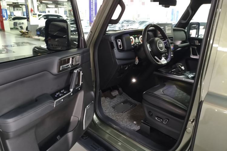 Used 212 T01 2024 2.0T Explorer Driver Seat
