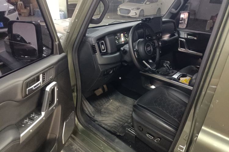 Used 212 T01 2024 2.0T Explorer Driver Seat