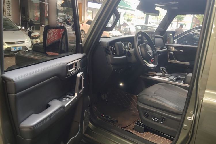 Used 212 T01 2024 2.0T Explorer Driver Seat