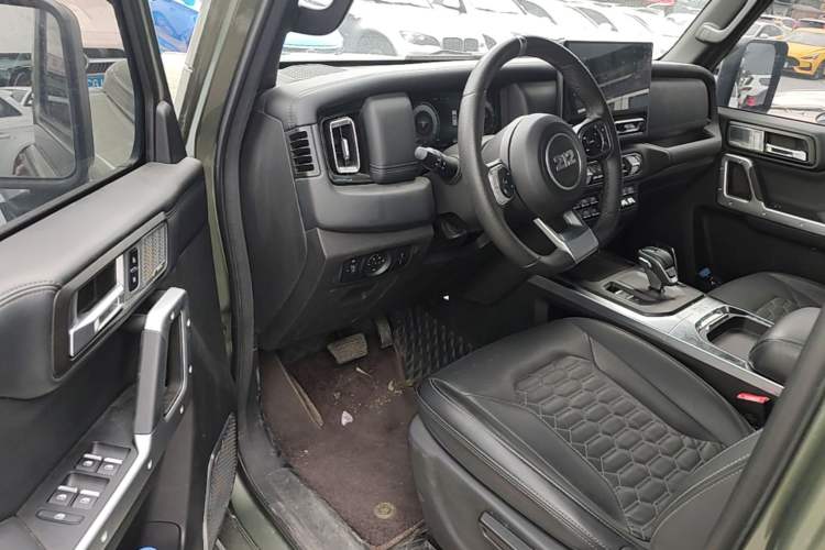 Used 212 T01 2024 2.0T Mechanic Driver Seat