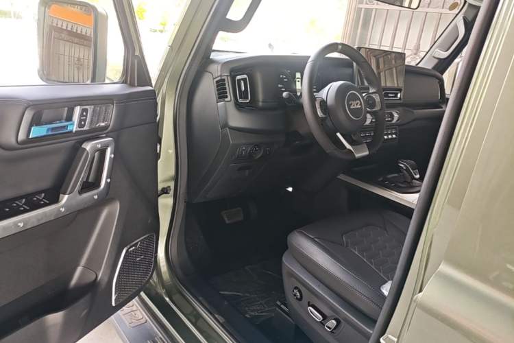 Used 212 T01 2024 2.0T Explorer Driver Seat