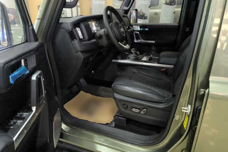 Used 212 T01 2024 2.0T Mechanic Driver Seat