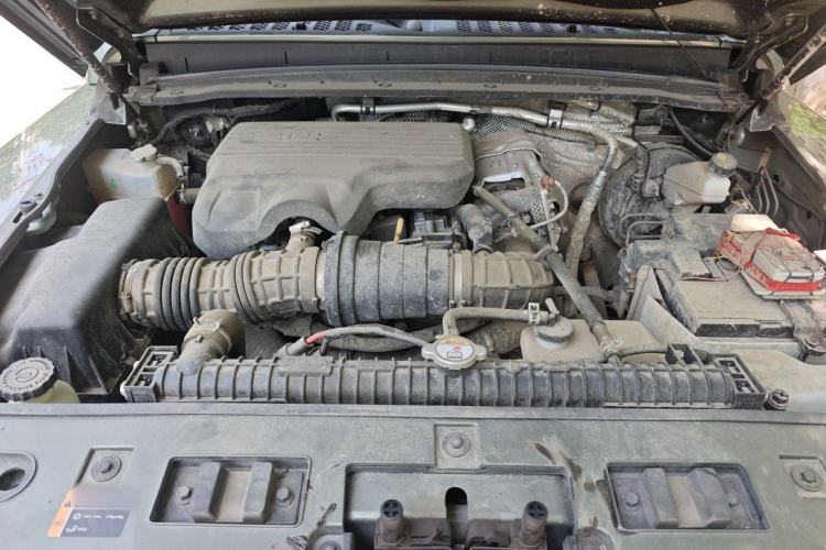 Used 212 T01 2024 2.0T Mechanic Engine Bay