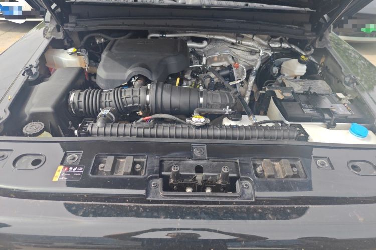 Used 212 T01 2024 2.0T Review Officer Engine Bay