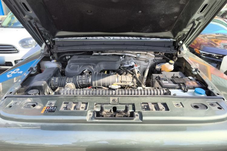 Used 212 T01 2024 2.0T Mechanic Engine Bay