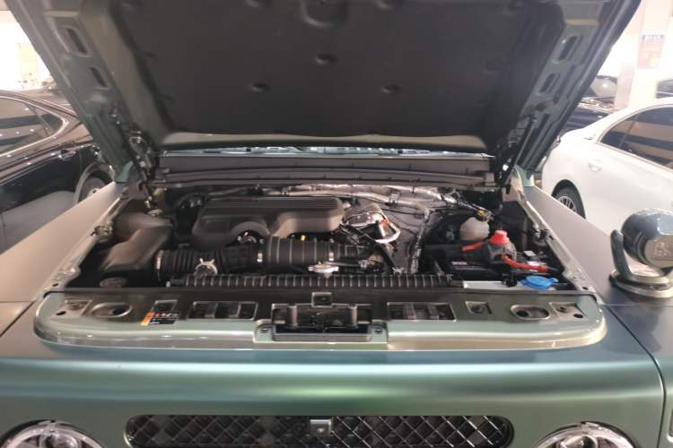 Used 212 T01 2024 2.0T Review Officer Engine Bay