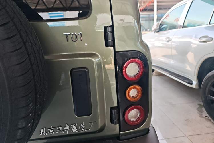 Used 212 T01 2024 2.0T Mechanic Exterior 1
