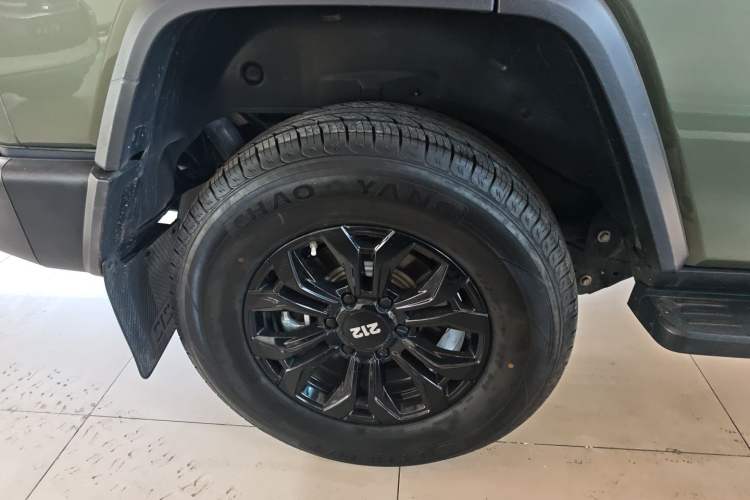 Used 212 T01 2024 2.0T Mechanic Exterior 3