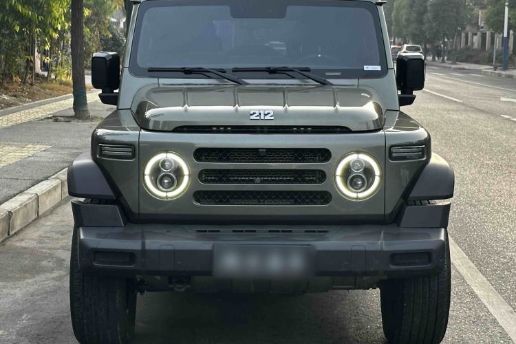 Used 212 T01 2024 2.0T Mechanic Exterior 4