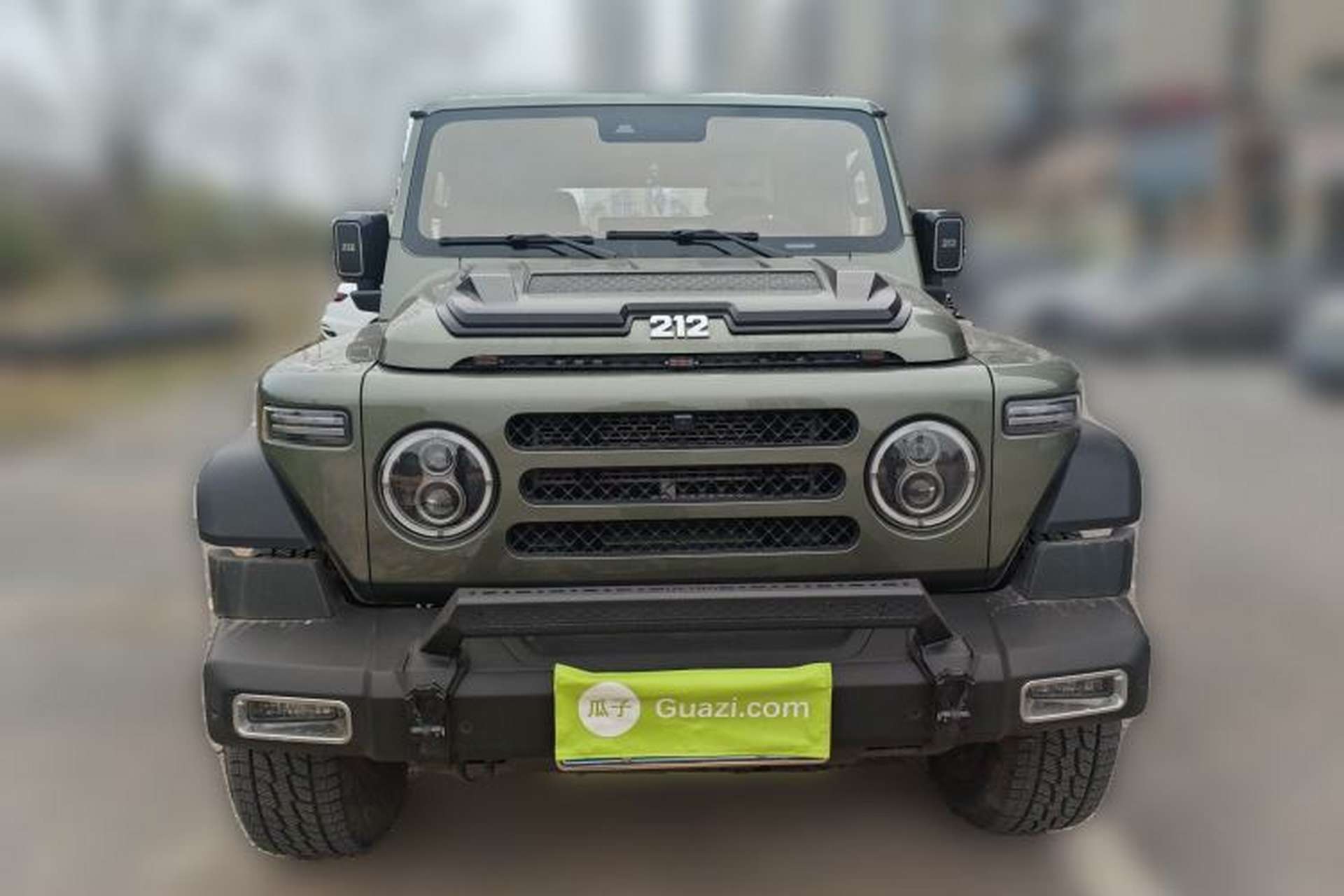 Used 212 T01 2024 2.0T Explorer Front