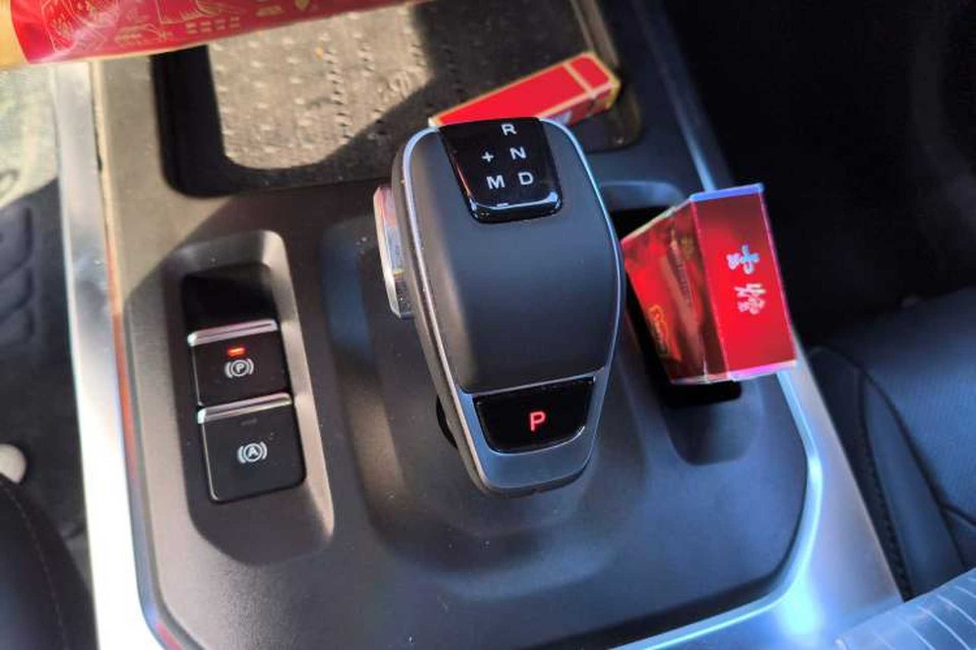 Used 212 T01 2024 2.0T Mechanic Gear Lever