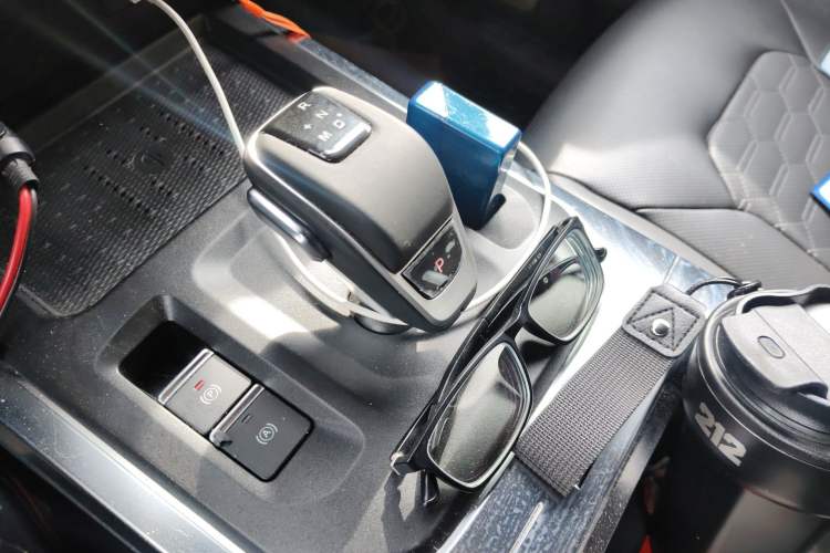 Used 212 T01 2024 2.0T Explorer Gear Lever