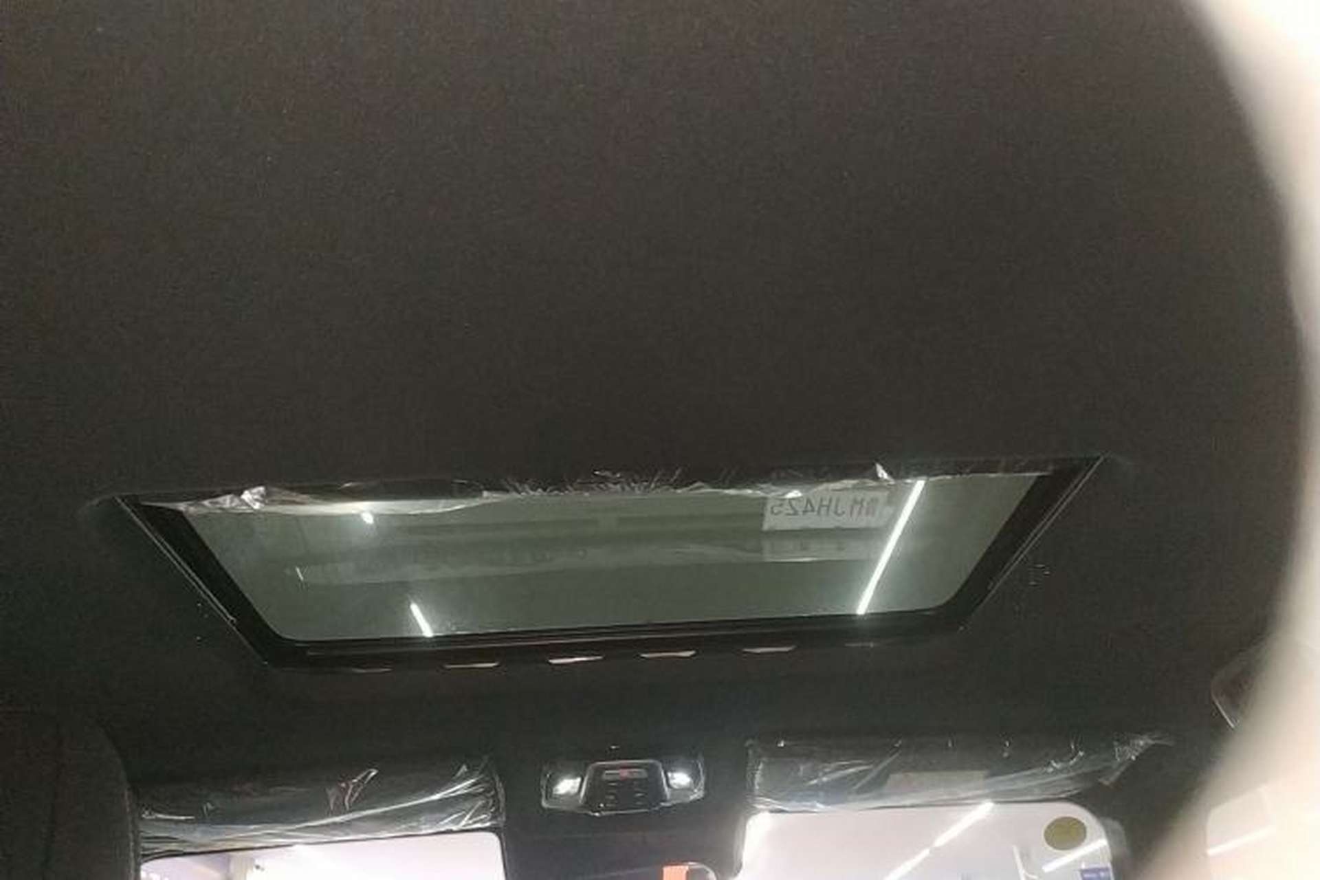 Used 212 T01 2024 2.0T Explorer Headliner