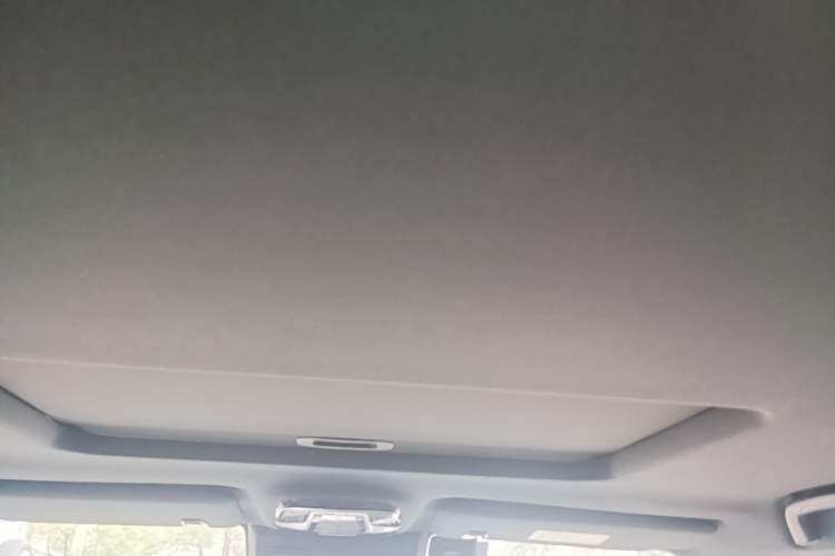 Used 212 T01 2024 2.0T Explorer Headliner