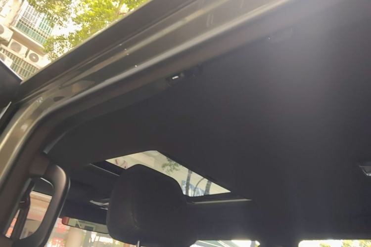 Used 212 T01 2024 2.0T Explorer Headliner