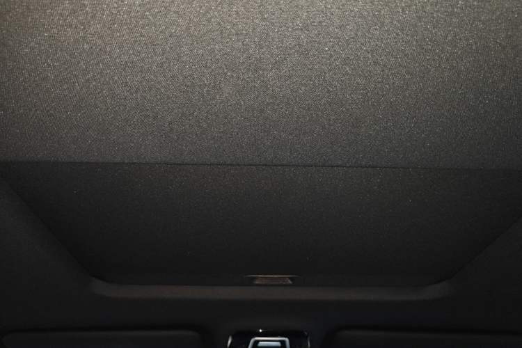 Used 212 T01 2024 2.0T Explorer Headliner