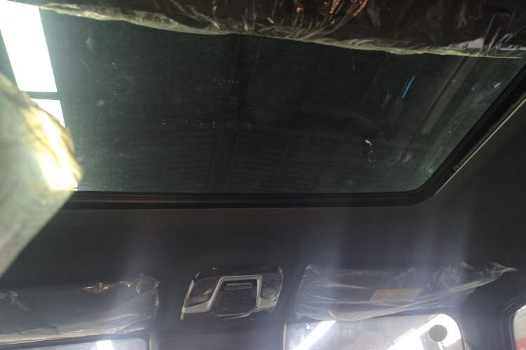 Used 212 T01 2024 2.0T Explorer Headliner