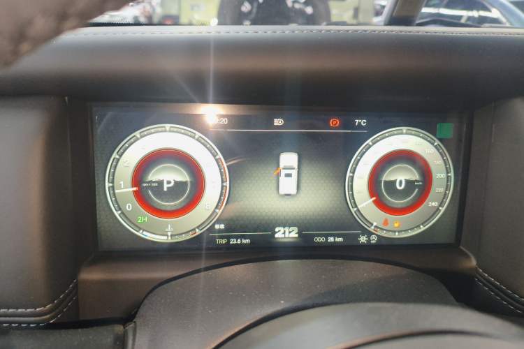 Used 212 T01 2024 2.0T Explorer Instrument Cluster