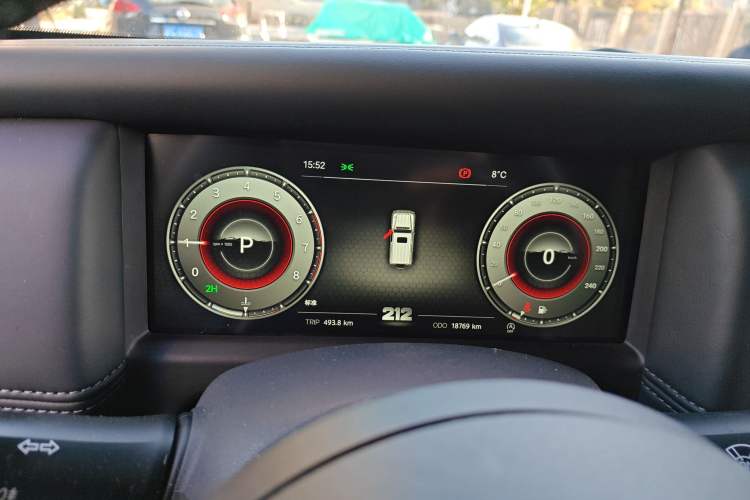Used 212 T01 2024 2.0T Mechanic Instrument Cluster