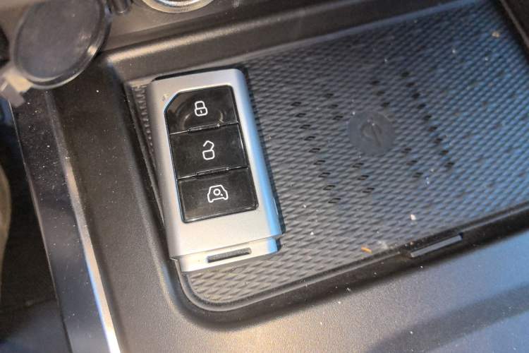 Used 212 T01 2024 2.0T Mechanic Interior 1