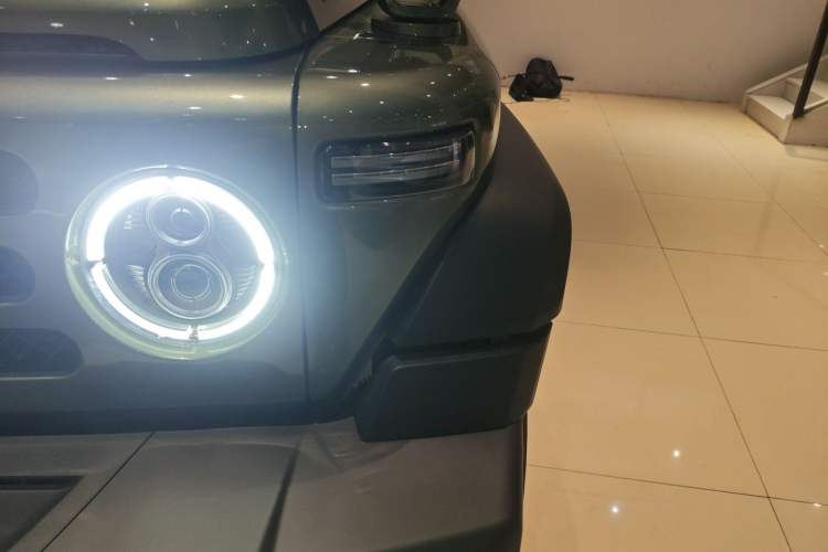Used 212 T01 2024 2.0T Explorer Left Front Headlight