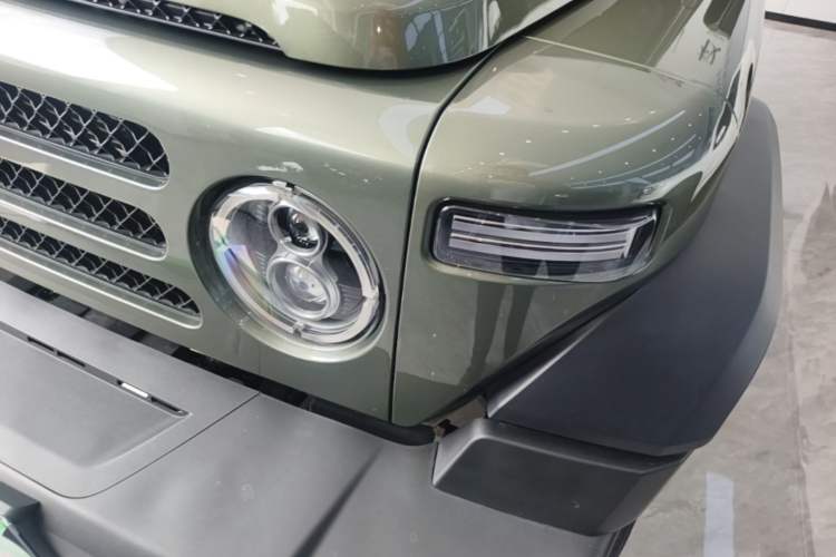 Used 212 T01 2024 2.0T Explorer Left Front Headlight