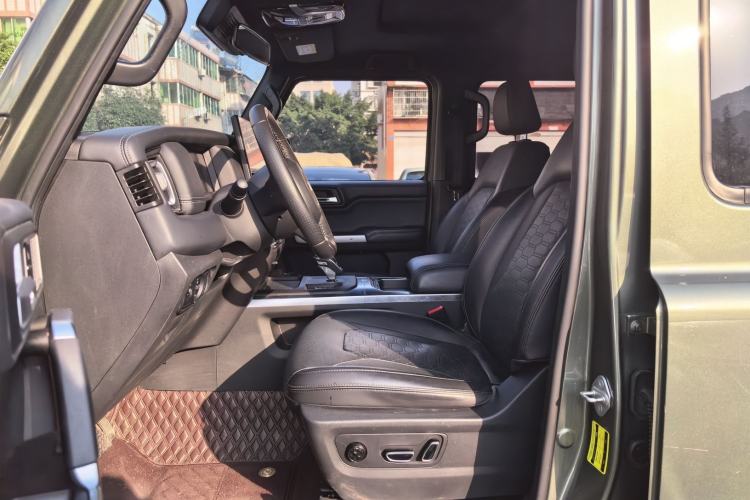 Used 212 T01 2024 2.0T Mechanic Left Front Seat