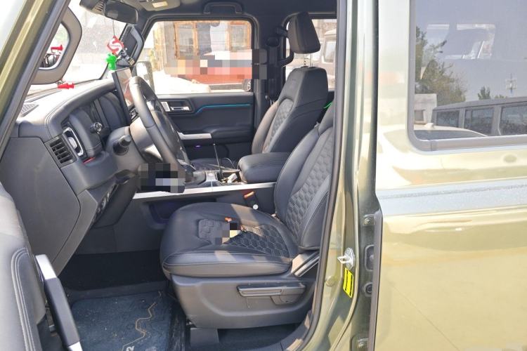 Used 212 T01 2024 2.0T Mechanic Left Front Seat