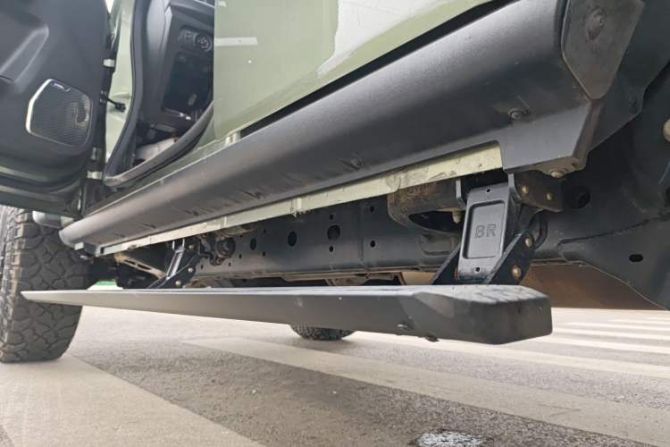 Used 212 T01 2024 2.0T Mechanic Left Side Sill